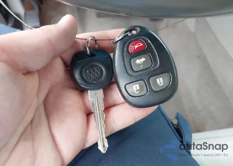 2010 Buick Lucerne Cxl из США, поврежденный, VIN 1G4HC5E15AU103476